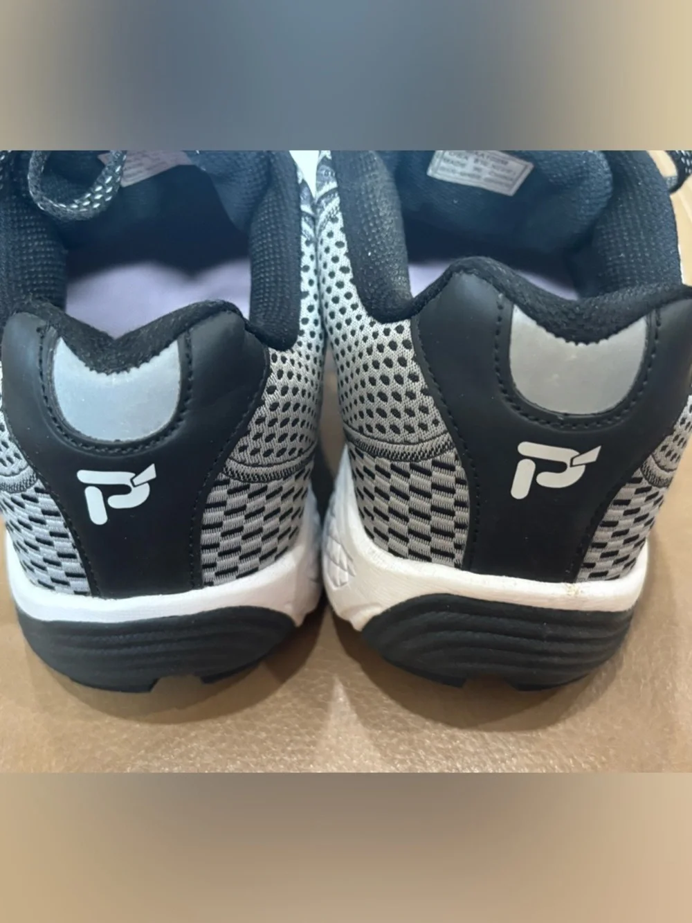 Propet Men’s Black and Gray Mesh Athletic Sneaker